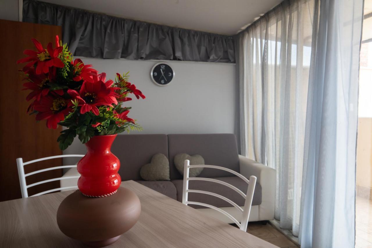 Nick & Santo'S Holiday Homes R Giardini Naxos Esterno foto