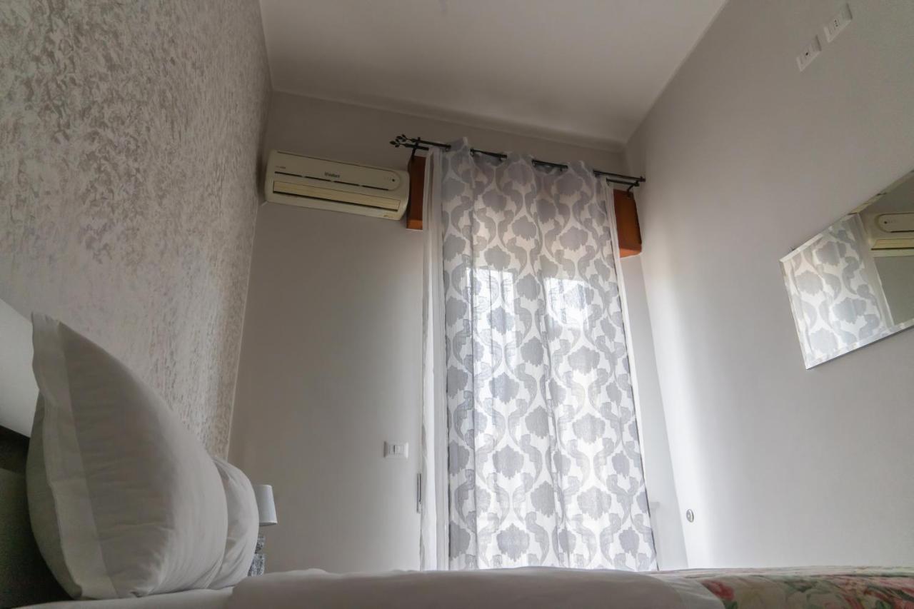 Nick & Santo'S Holiday Homes R Giardini Naxos Esterno foto