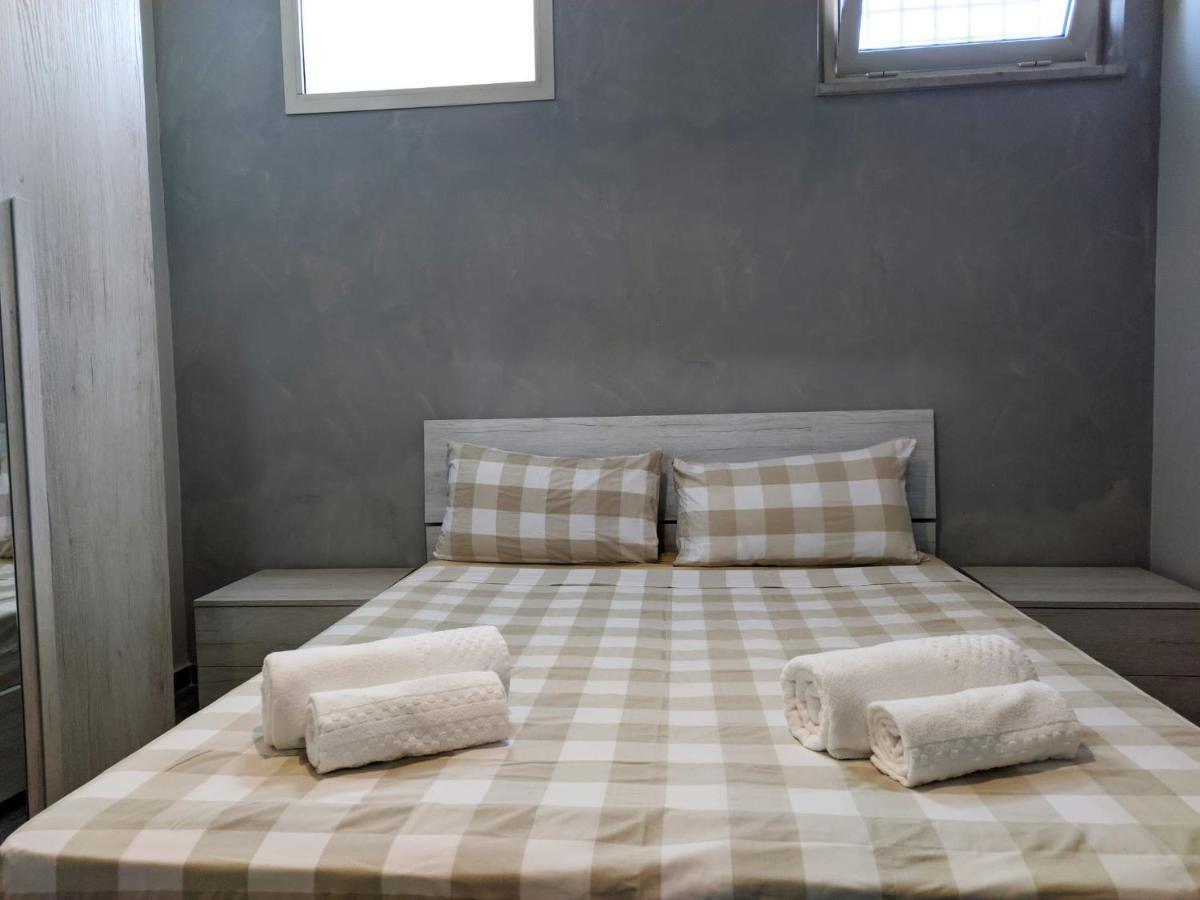 Nick & Santo'S Holiday Homes R Giardini Naxos Esterno foto